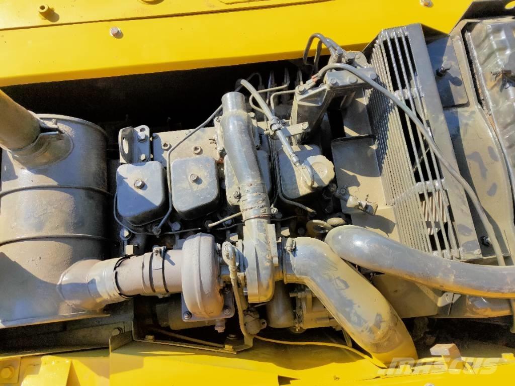 Komatsu PC120-6 中型挖掘机