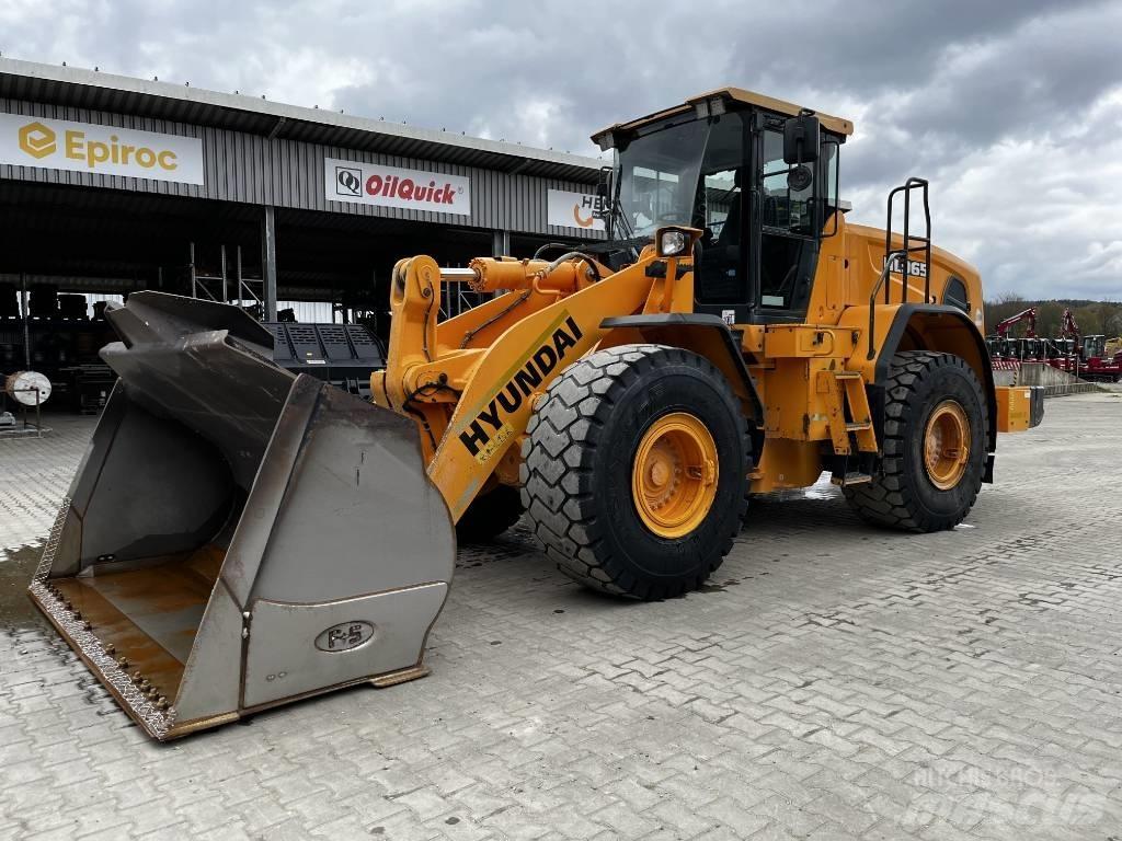 Hyundai HL 965 轮式装载机