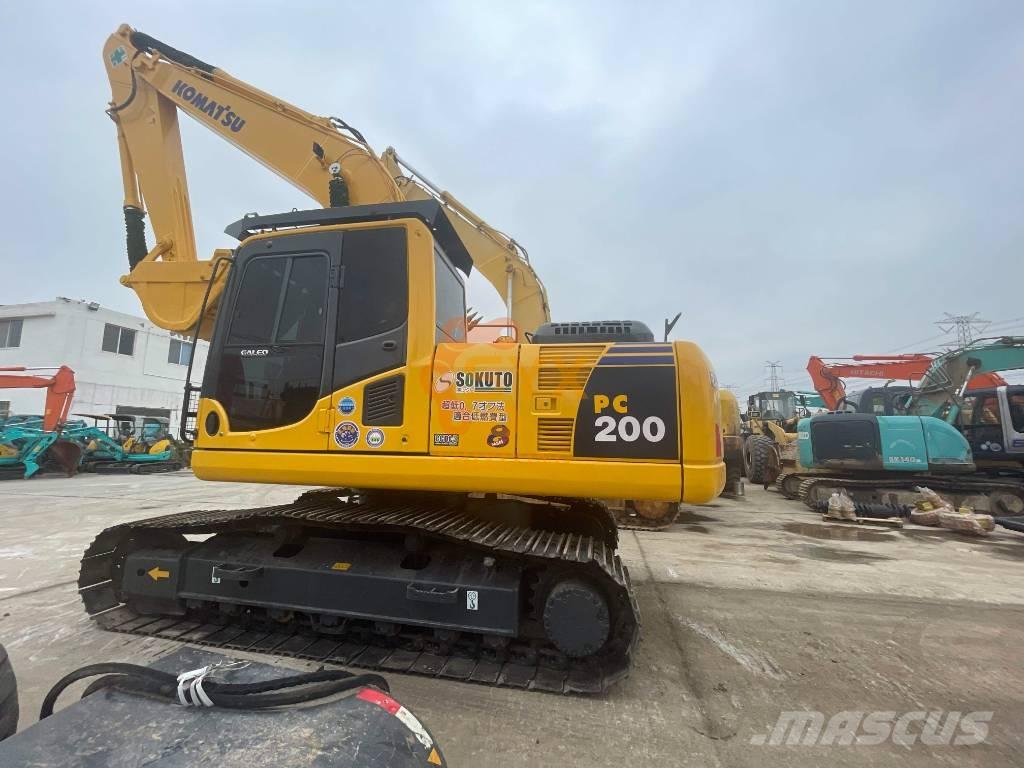 Komatsu PC 200-8 履带挖掘机
