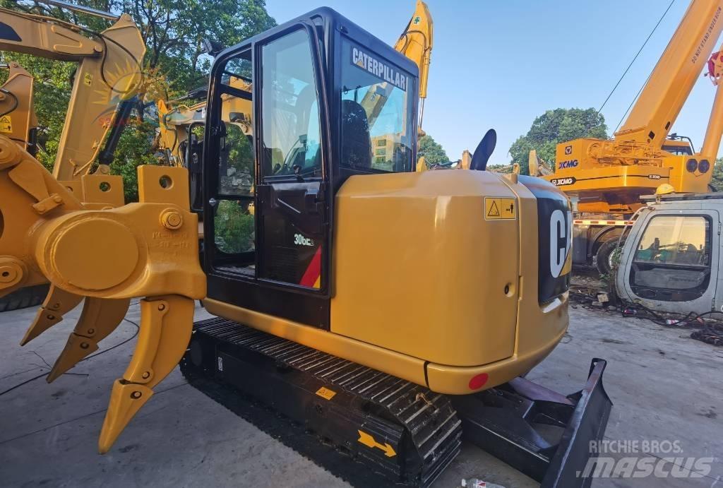CAT 306 E2 小型挖掘机