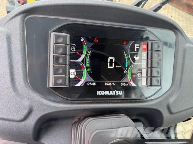 Komatsu WA 100 M-8 轮式装载机