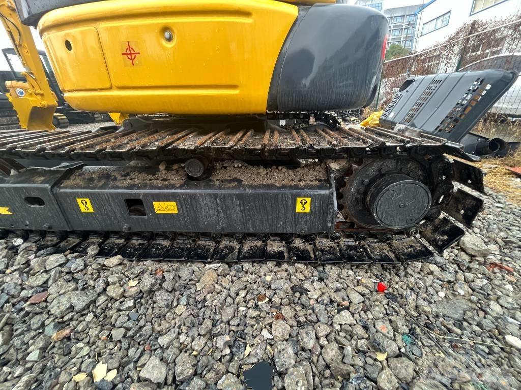 Komatsu PC 35 履带挖掘机