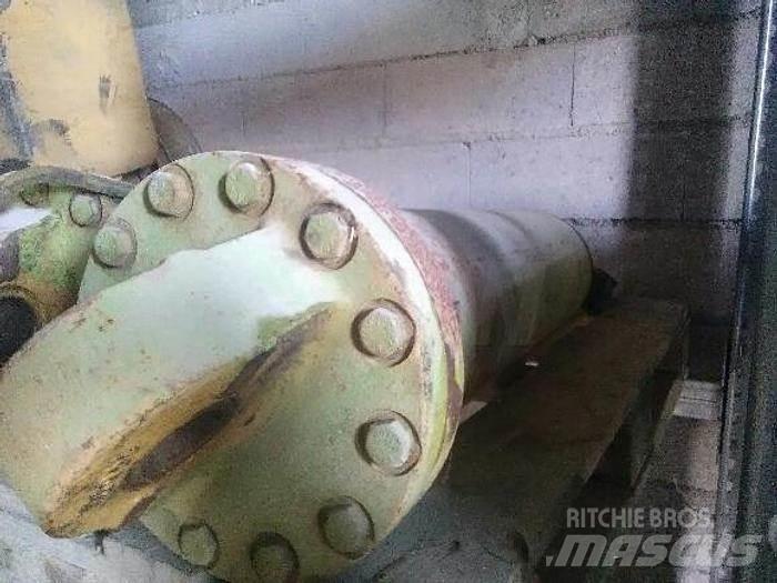 Terex 33-40 - 运输工具-其他