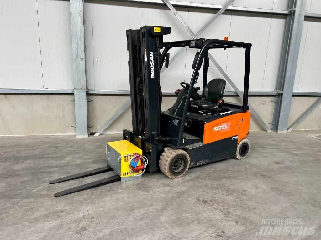Doosan B 18 X-7 电动叉车