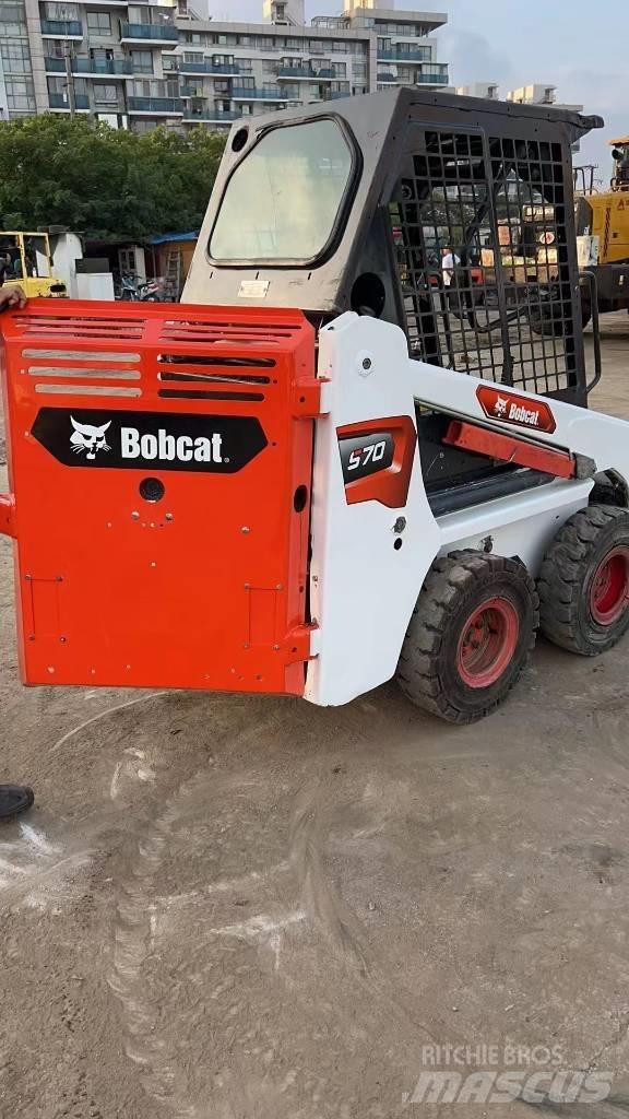 Bobcat S 70 滑移装载机