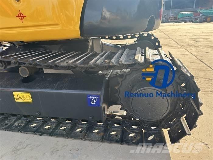Komatsu PC 30MR 小型挖掘机
