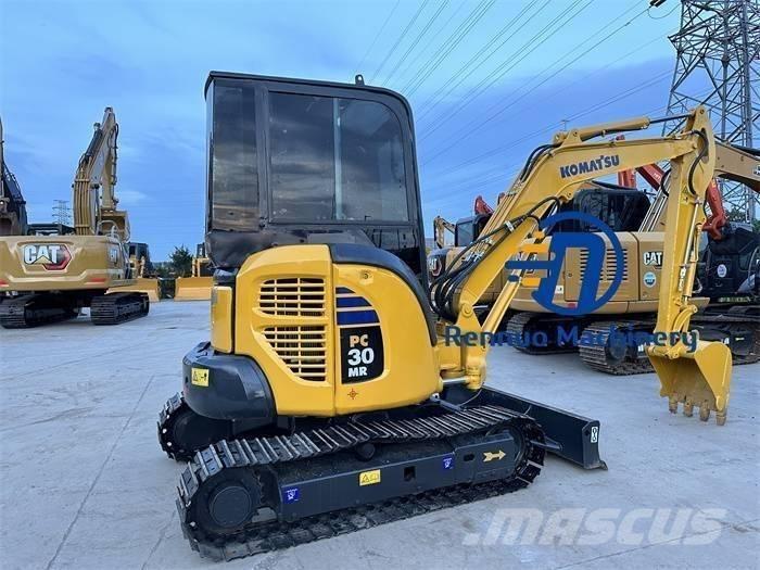 Komatsu PC 30MR 小型挖掘机