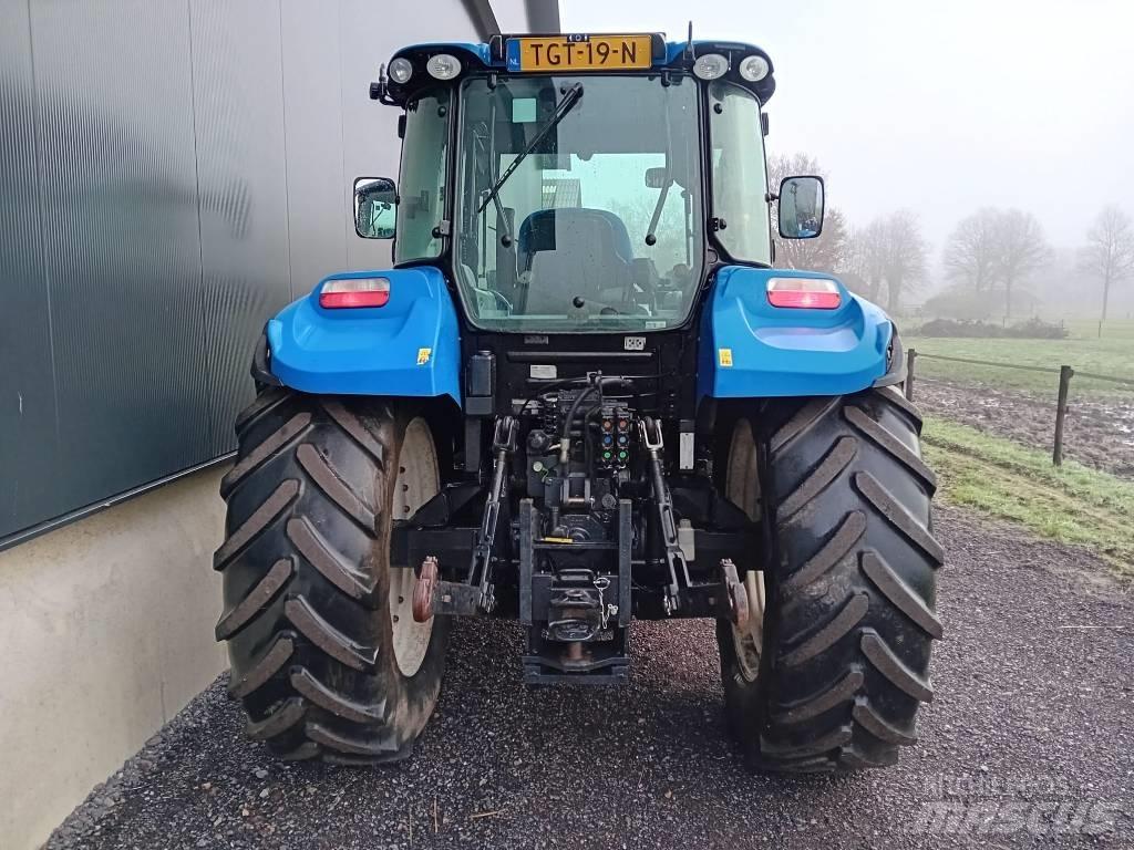 New Holland T 5.105 拖拉机/农用车