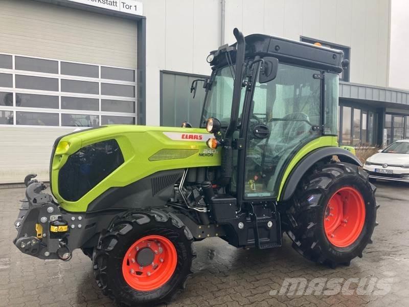 CLAAS NEXOS 240 S 拖拉机/农用车