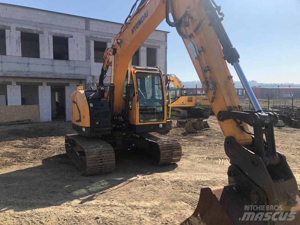 Hyundai HX130 LCR 小型挖掘机