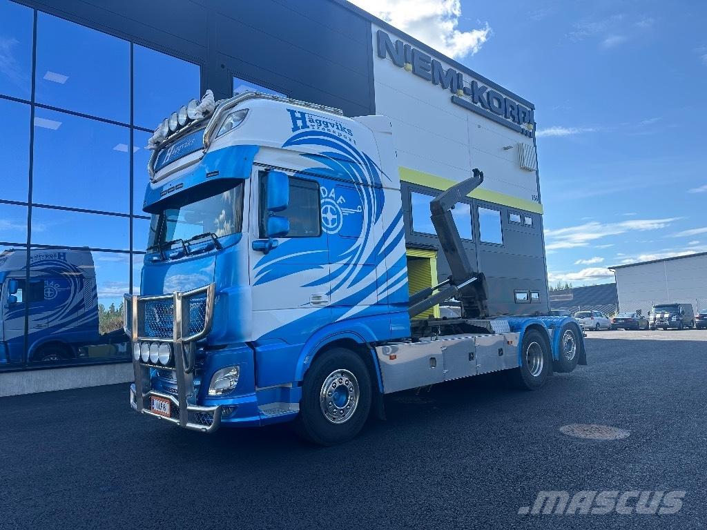 DAF XF 530 6x2*4 工程吊钩车