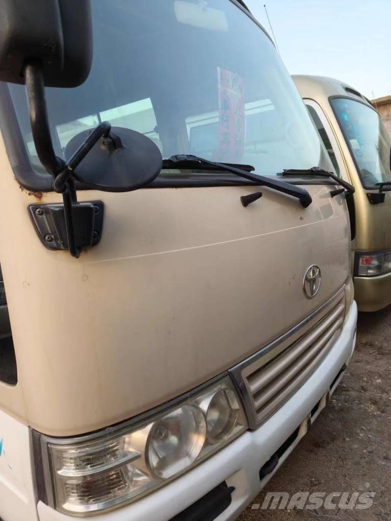 Toyota Coaster Bus 迷你巴士