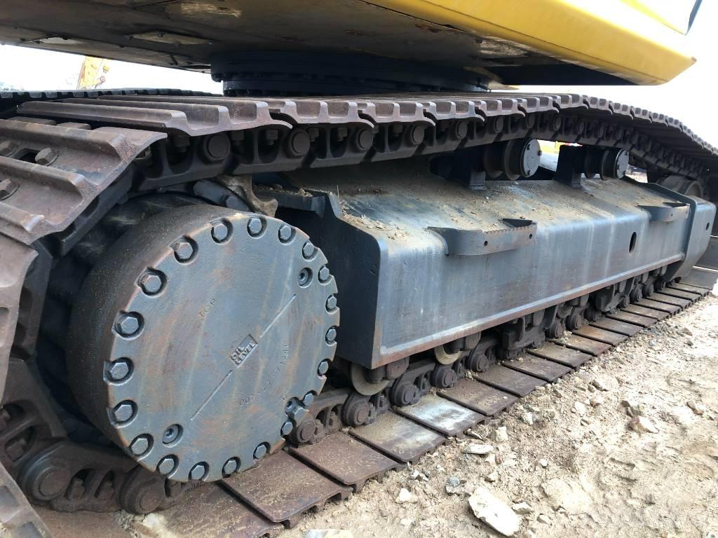 Komatsu 300 -7 履带挖掘机