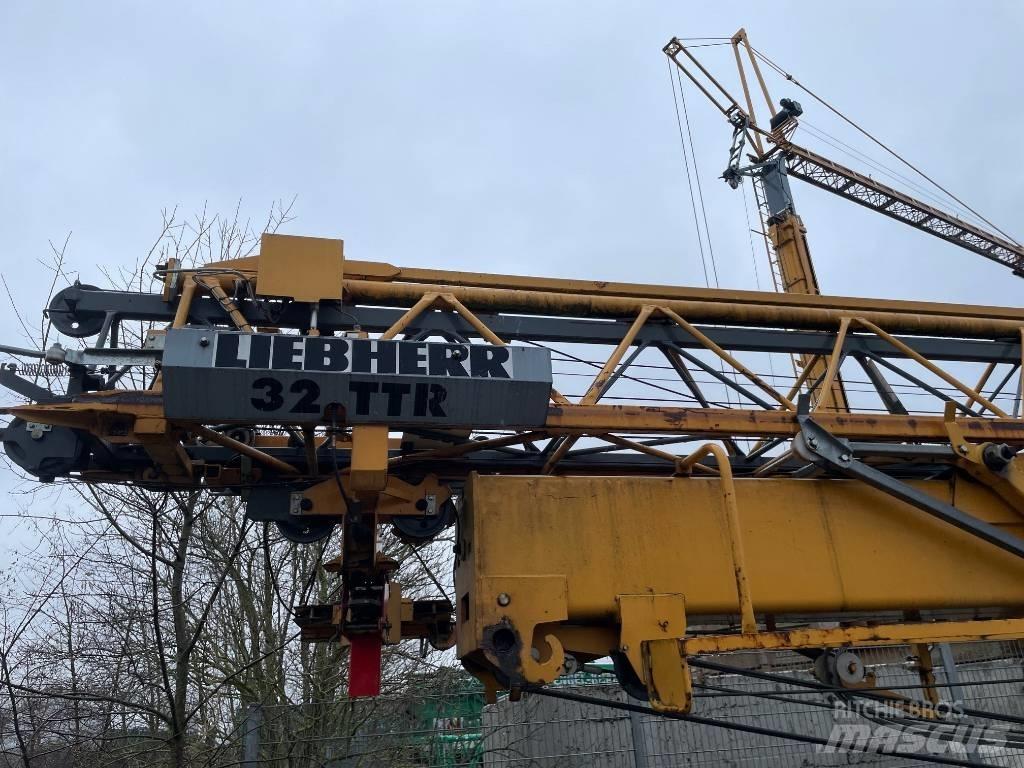 Liebherr 32TTR 塔式起重机