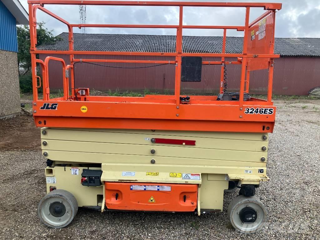 JLG 3246 ES 剪叉式升降机