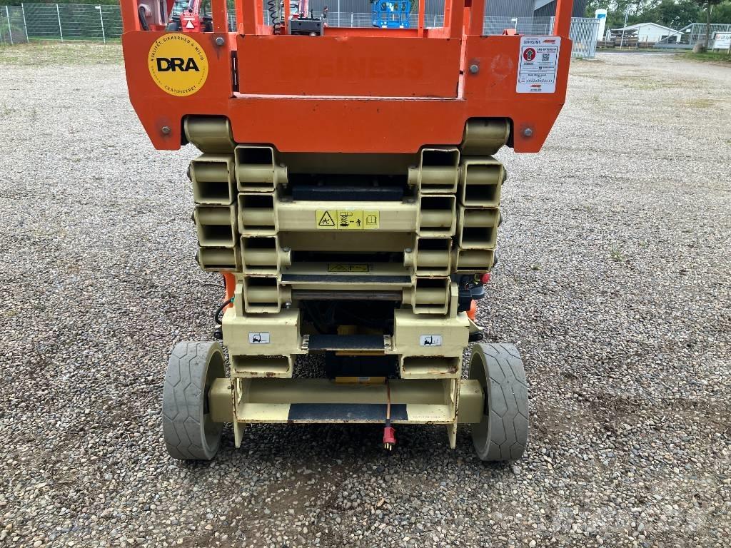 JLG 3246 ES 剪叉式升降机