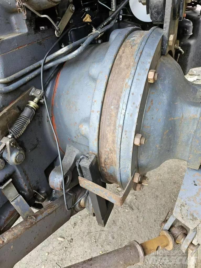 New Holland M160 拖拉机/农用车