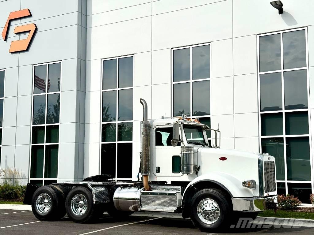 Peterbilt 367 牵引车