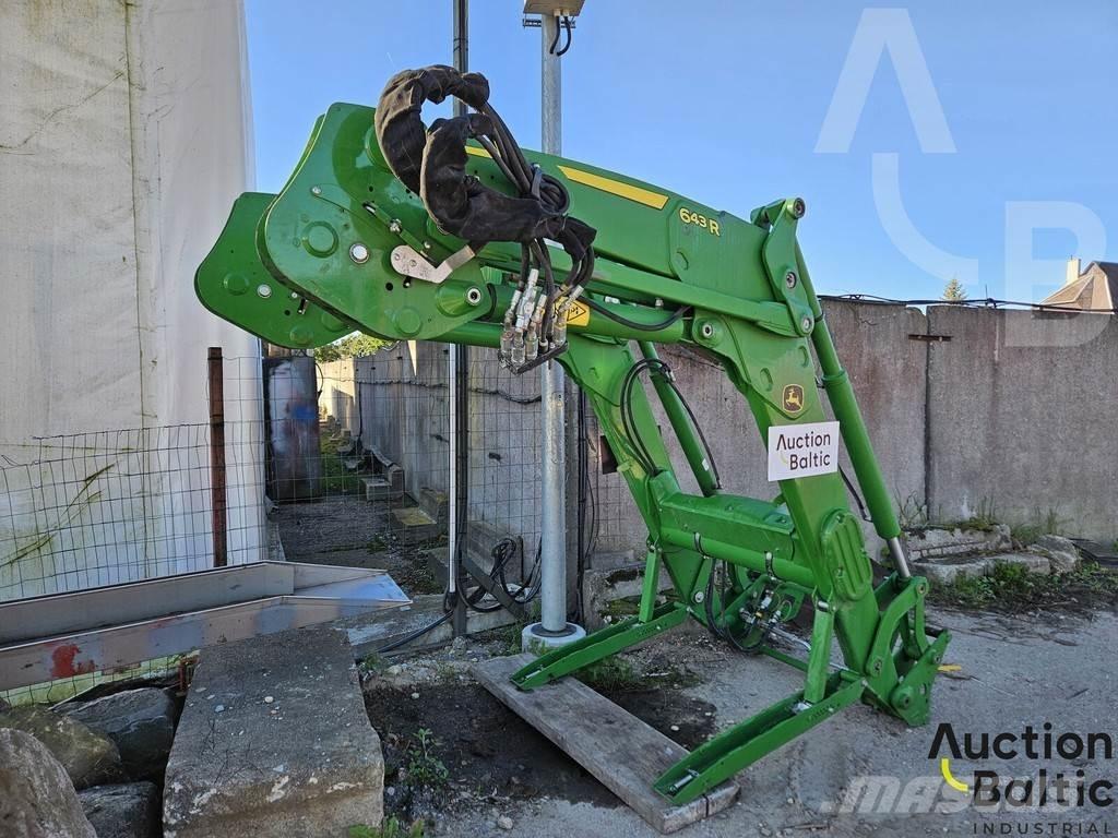John Deere 643 R 前装载和挖掘机