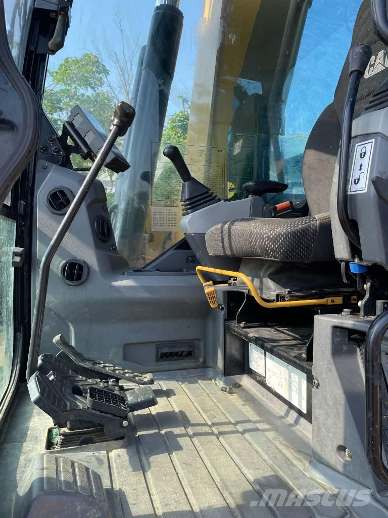 CAT 310 履带挖掘机