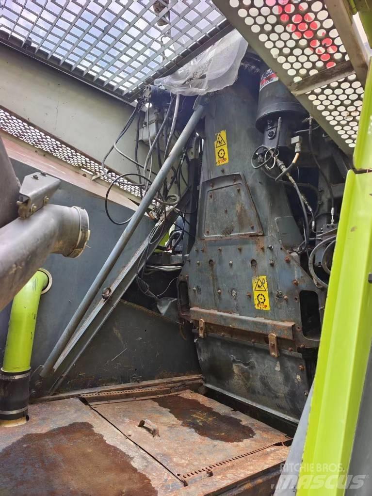 CLAAS Jaguar 870 自走式青贮饲料收割机