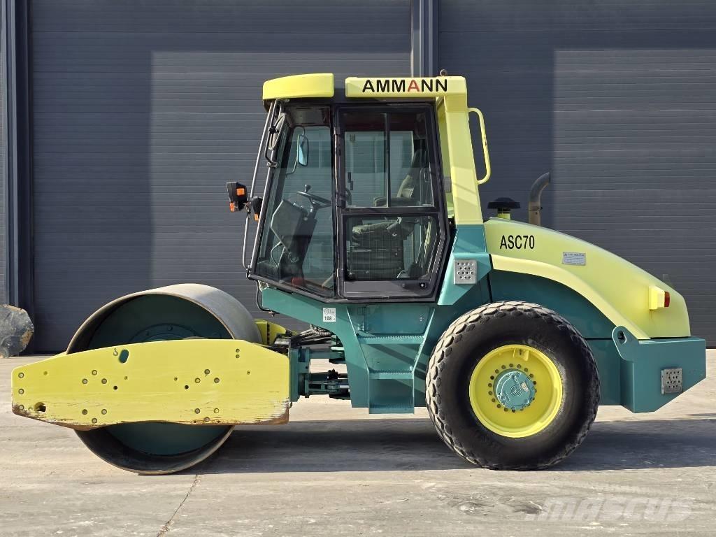 Ammann ASC 70 复合式压路机