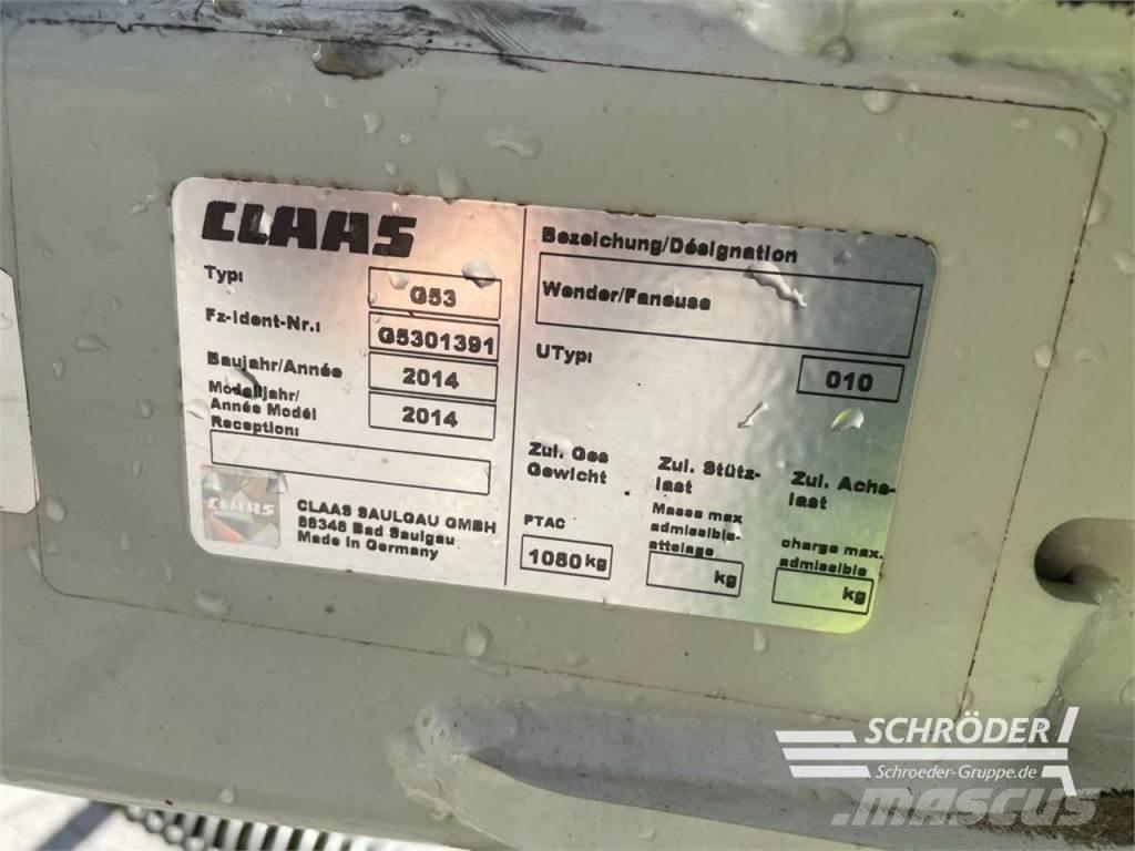 CLAAS VOLTO 800 犁耙和摊草机