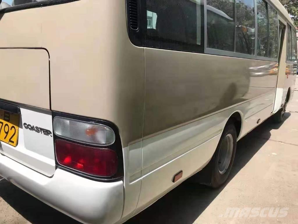 Toyota Coaster Bus 迷你巴士