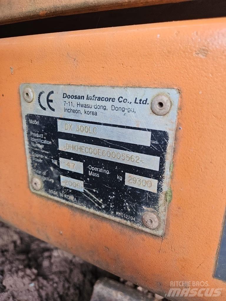 Doosan DX 300 LC-5 履带挖掘机