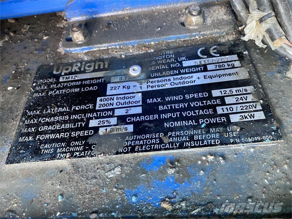 Snorkel TM12 客货电梯