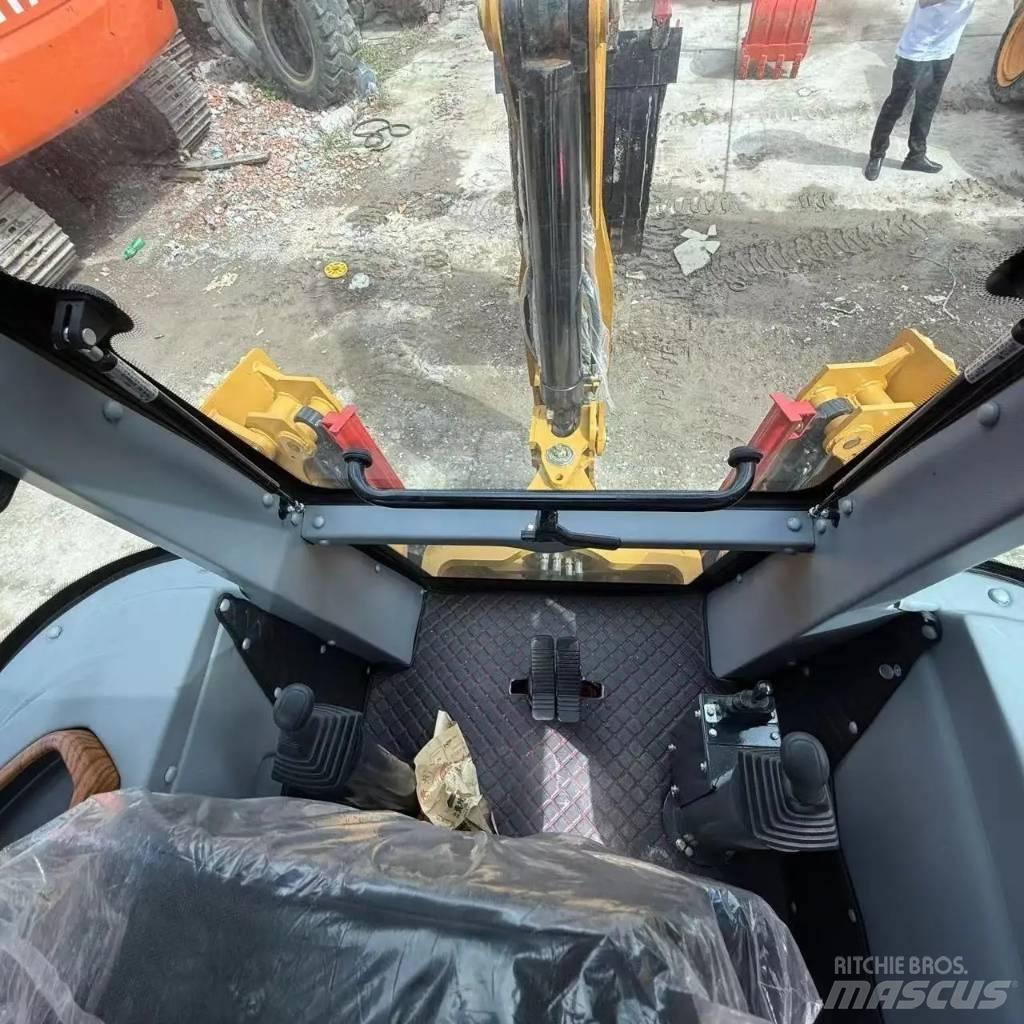 CAT 420 D 反铲装载机