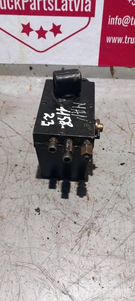 MAN TGL.    85417236133 液压