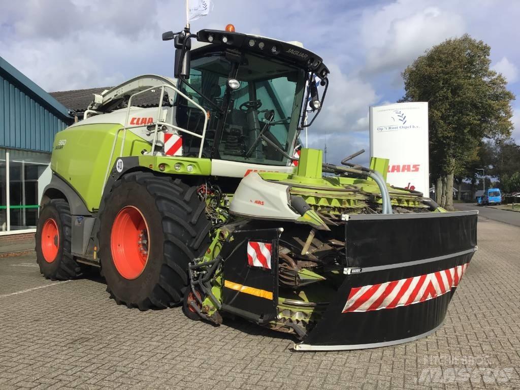 CLAAS Jaguar 960 4WD 联合收割机