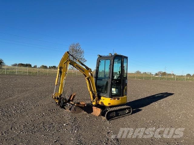 Komatsu PC16R HS 小型挖掘机