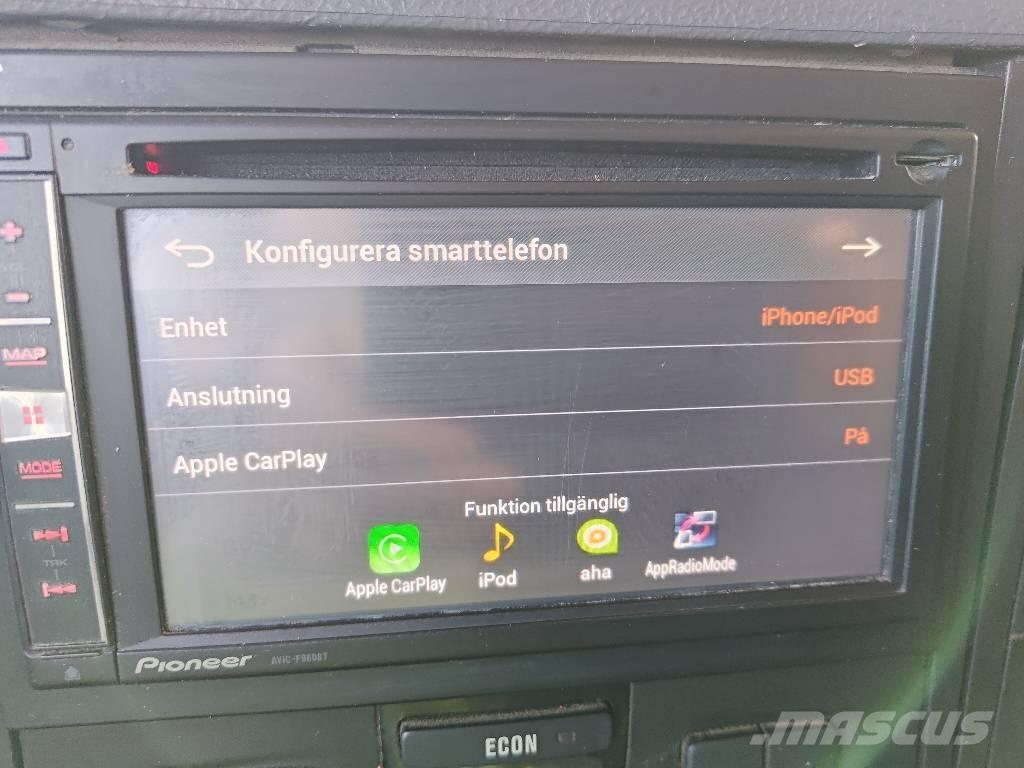 Scania P 400 工程吊钩车