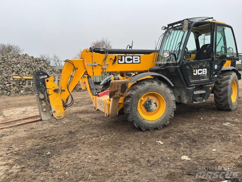 JCB 540-140 伸缩臂叉装车|叉装车