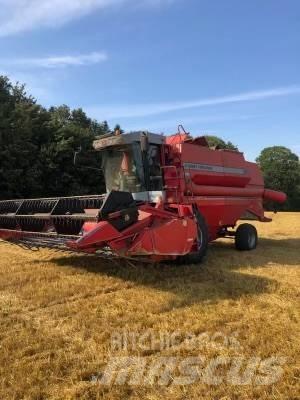 Massey Ferguson 36 联合收割机