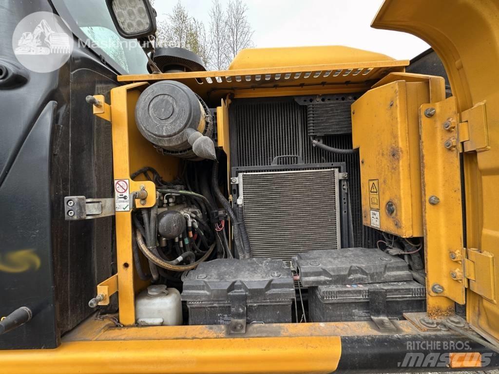 JCB JS 145 W 轮式挖掘机