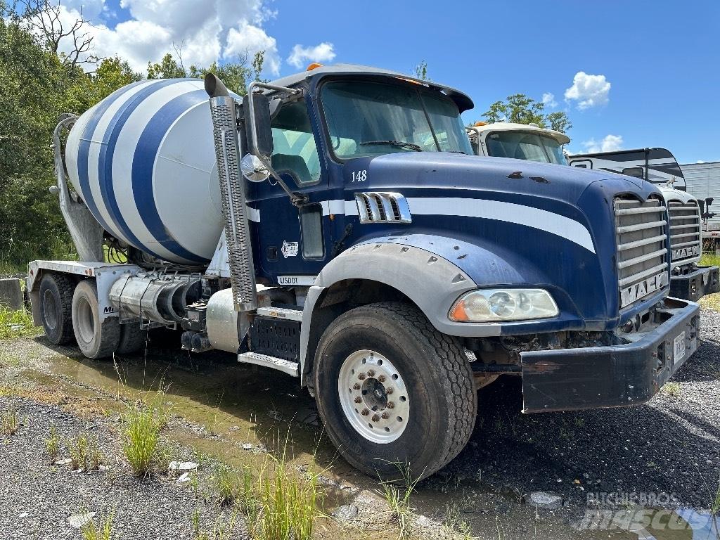 Mack GU 800 其他货车