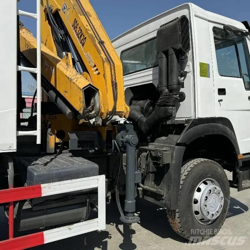 Howo 371 自卸式货车