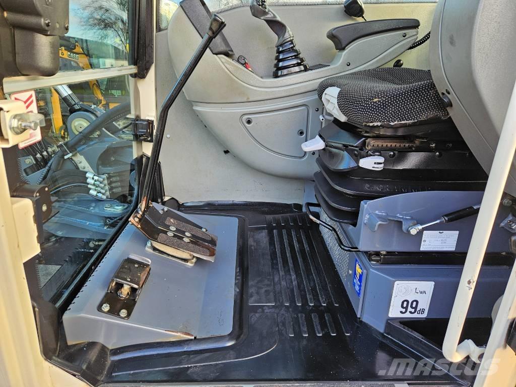 Terex Schaeff tc85 中型挖掘机