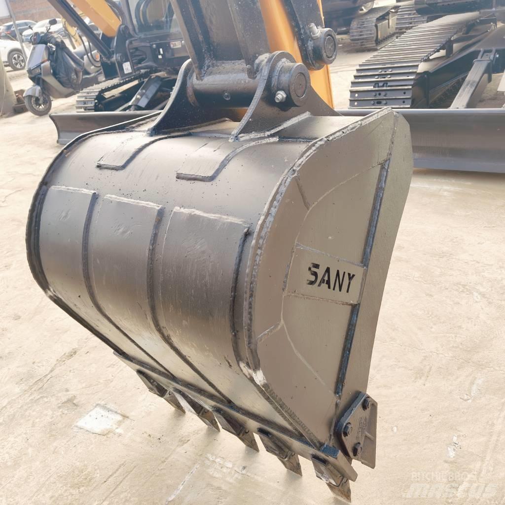 Sany SY75C 履带挖掘机