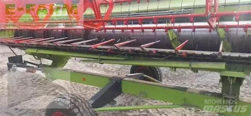 CLAAS tucano 430 联合收割机