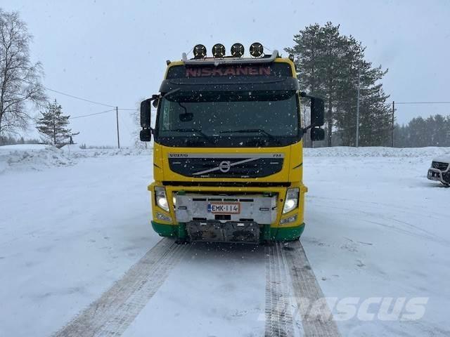 Volvo FM 13 8*4 起重车