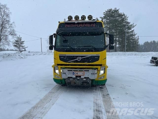 Volvo FM 13 8*4 起重车