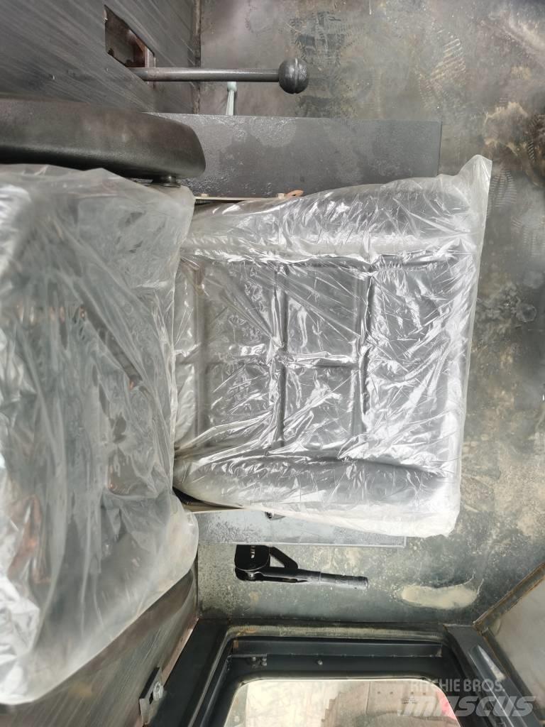 Dynapac CA 25 D 单轮压路机