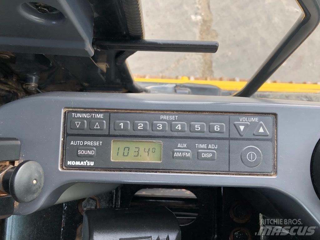 Komatsu PC210LC-11 履带挖掘机
