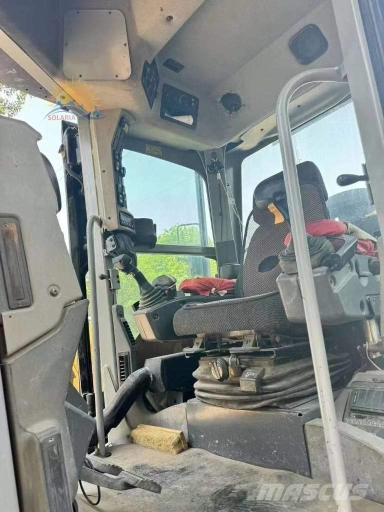 CAT 140 M 平地机/推土机