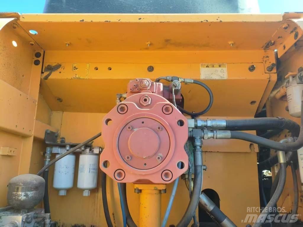 Hyundai R520LC-9T 履带挖掘机