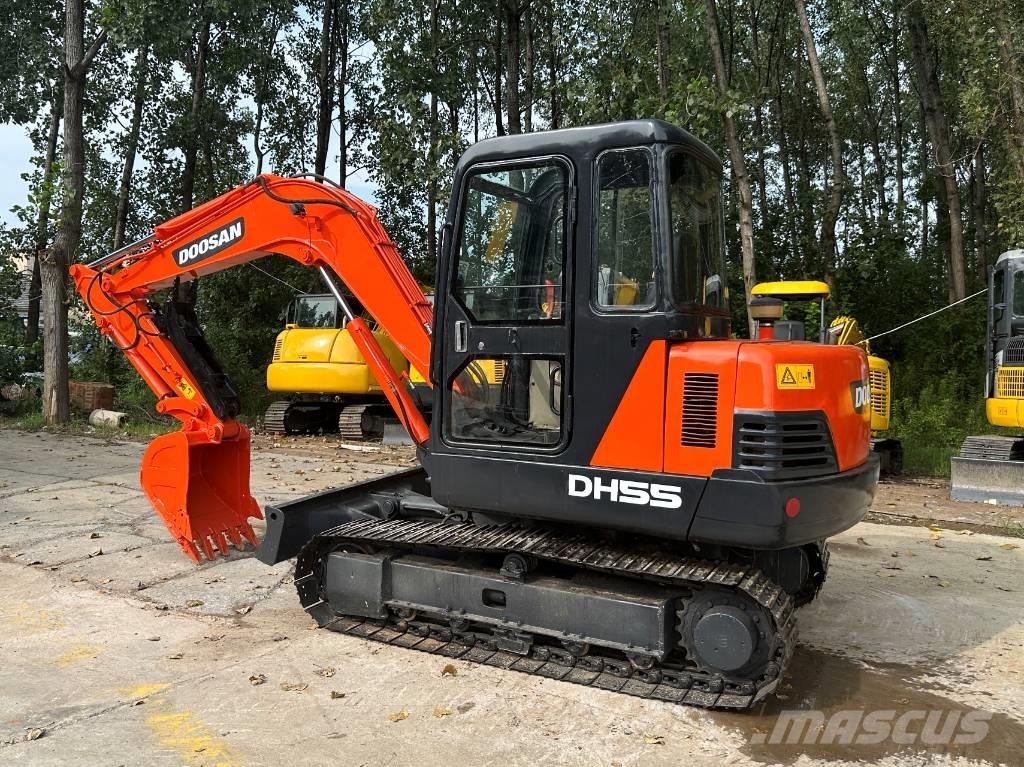 Doosan DH55 小型挖掘机
